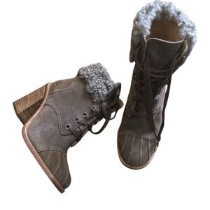 UGG Stacked Chunky Heel Jaxon Cuff Bootie - Brown Taupe Suede Size 8